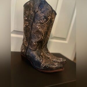 Rustic Brown Cowboy boots